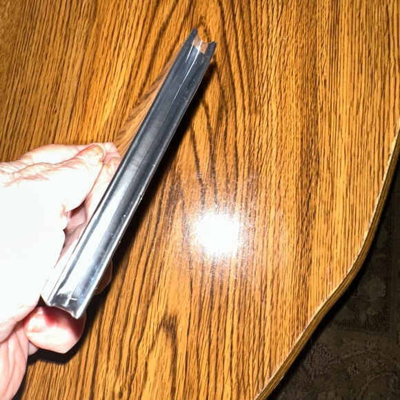 Doucce Eyeshadow Palette - Coral, Black, Nude Hues - Picture 3 of 3